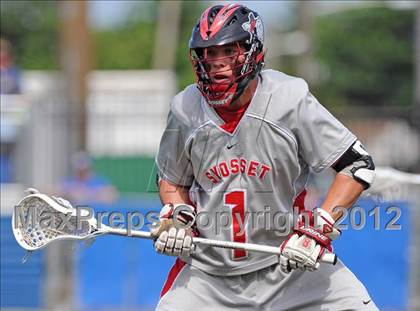 Thumbnail 3 in West Islip vs Syosset (NYSPHSAA Class A Regional Final) photogallery.