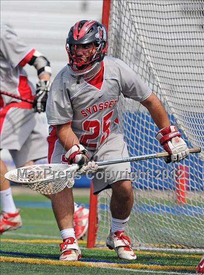 Thumbnail 1 in West Islip vs Syosset (NYSPHSAA Class A Regional Final) photogallery.