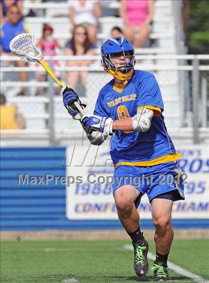 Thumbnail 2 in West Islip vs Syosset (NYSPHSAA Class A Regional Final) photogallery.