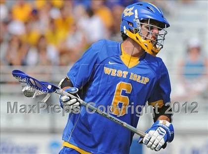 Thumbnail 1 in West Islip vs Syosset (NYSPHSAA Class A Regional Final) photogallery.