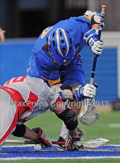 Thumbnail 2 in West Islip vs Syosset (NYSPHSAA Class A Regional Final) photogallery.