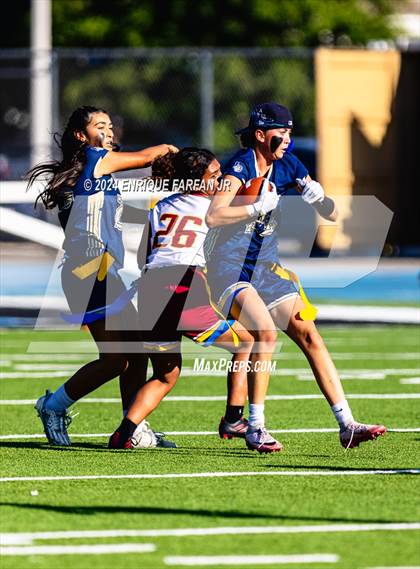 Thumbnail 2 in Los Osos vs. Ontario photogallery.