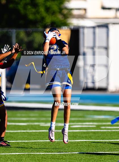 Thumbnail 3 in Los Osos vs. Ontario photogallery.
