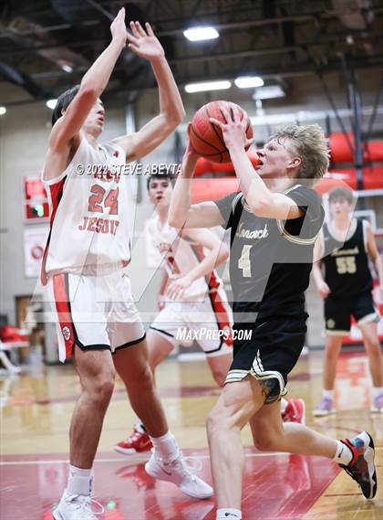 Thumbnail 1 in Monarch @ Regis Jesuit photogallery.