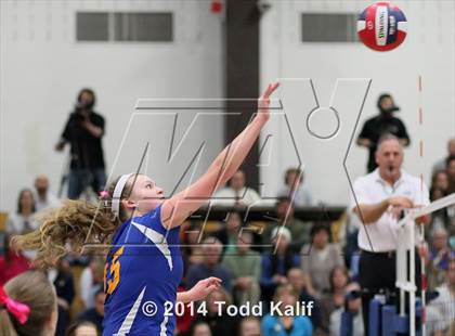 Thumbnail 2 in Haddam-Killingworth vs. Seymour (CIAC Class S Final) photogallery.