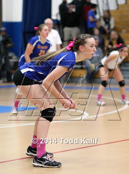 Thumbnail 1 in Haddam-Killingworth vs. Seymour (CIAC Class S Final) photogallery.