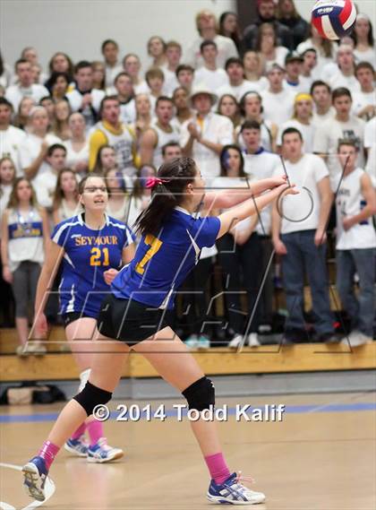 Thumbnail 3 in Haddam-Killingworth vs. Seymour (CIAC Class S Final) photogallery.