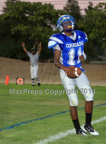Thumbnail 2 in Scotts Valley vs Capital Christian photogallery.