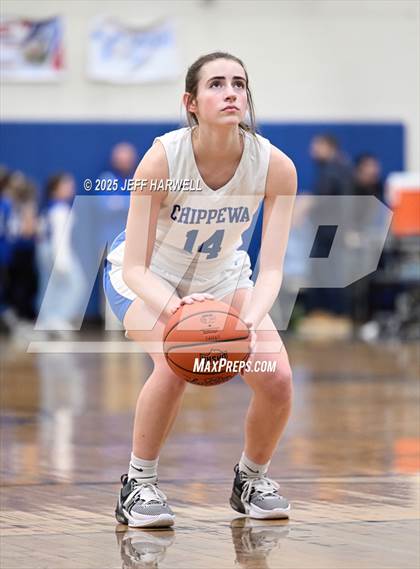 Thumbnail 2 in Northwestern @ Chippewa photogallery.