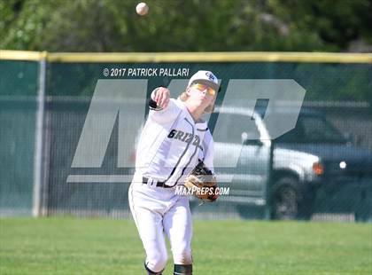 Thumbnail 3 in Oak Ridge @ Granite Bay photogallery.