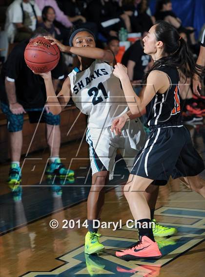 Thumbnail 3 in South Pasadena vs. Santiago (San Marino/South Pasadena Tournament) photogallery.