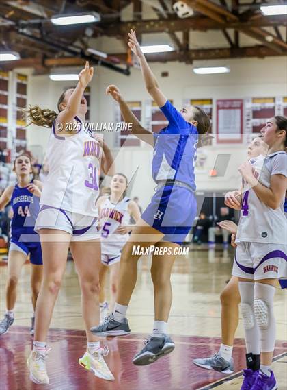 Thumbnail 3 in Warwick vs. Horseheads (NYSPHSAA Class AA Regional Final) photogallery.