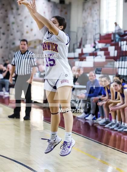 Thumbnail 2 in Warwick vs. Horseheads (NYSPHSAA Class AA Regional Final) photogallery.