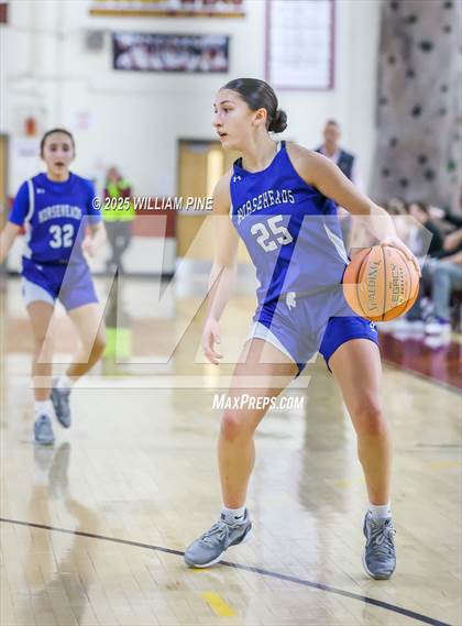 Thumbnail 2 in Warwick vs. Horseheads (NYSPHSAA Class AA Regional Final) photogallery.