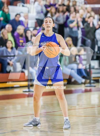 Thumbnail 3 in Warwick vs. Horseheads (NYSPHSAA Class AA Regional Final) photogallery.