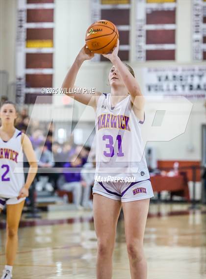 Thumbnail 1 in Warwick vs. Horseheads (NYSPHSAA Class AA Regional Final) photogallery.
