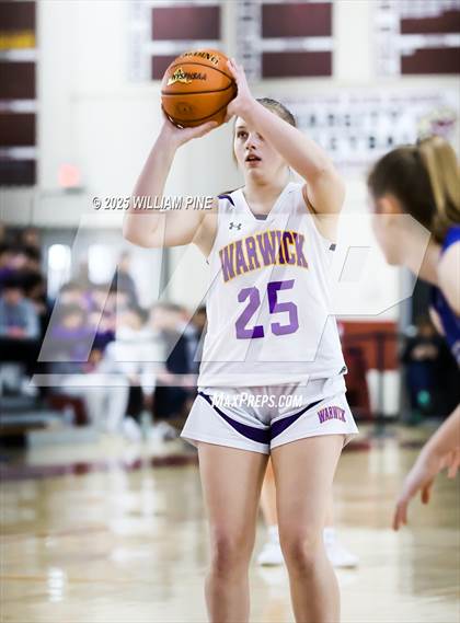 Thumbnail 3 in Warwick vs. Horseheads (NYSPHSAA Class AA Regional Final) photogallery.