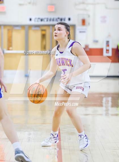 Thumbnail 2 in Warwick vs. Horseheads (NYSPHSAA Class AA Regional Final) photogallery.