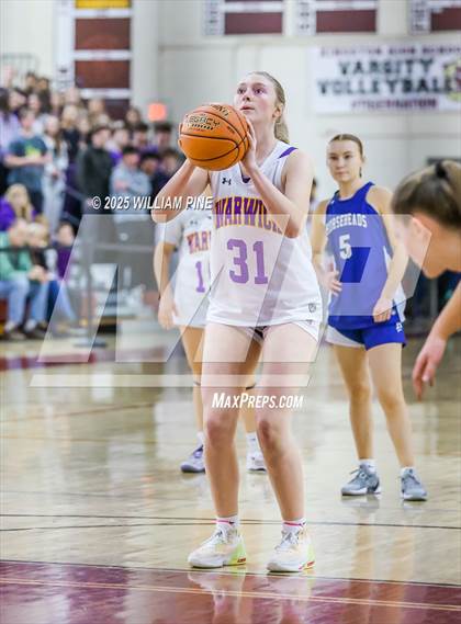 Thumbnail 2 in Warwick vs. Horseheads (NYSPHSAA Class AA Regional Final) photogallery.