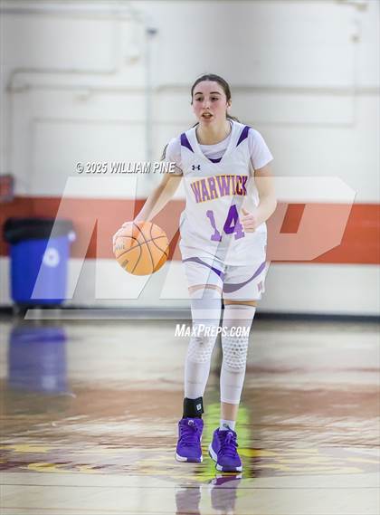 Thumbnail 1 in Warwick vs. Horseheads (NYSPHSAA Class AA Regional Final) photogallery.
