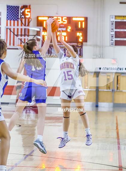 Thumbnail 3 in Warwick vs. Horseheads (NYSPHSAA Class AA Regional Final) photogallery.