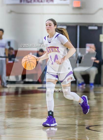 Thumbnail 1 in Warwick vs. Horseheads (NYSPHSAA Class AA Regional Final) photogallery.
