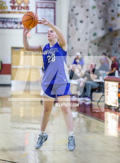 Thumbnail 3 in Warwick vs. Horseheads (NYSPHSAA Class AA Regional Final) photogallery.