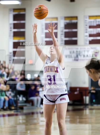 Thumbnail 3 in Warwick vs. Horseheads (NYSPHSAA Class AA Regional Final) photogallery.