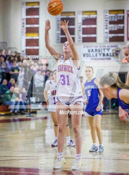 Thumbnail 2 in Warwick vs. Horseheads (NYSPHSAA Class AA Regional Final) photogallery.