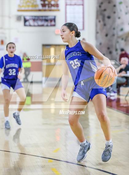 Thumbnail 3 in Warwick vs. Horseheads (NYSPHSAA Class AA Regional Final) photogallery.