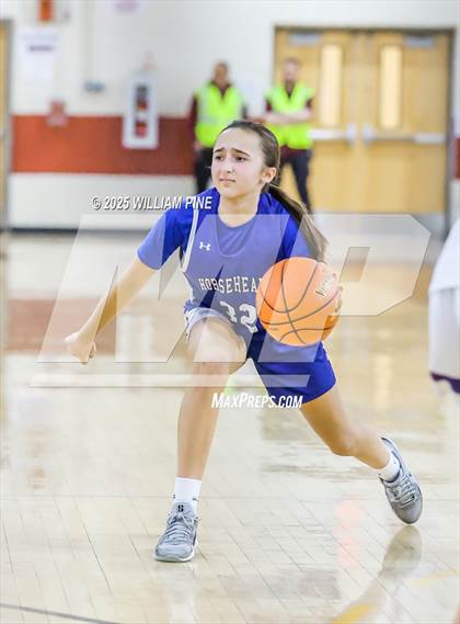Thumbnail 2 in Warwick vs. Horseheads (NYSPHSAA Class AA Regional Final) photogallery.