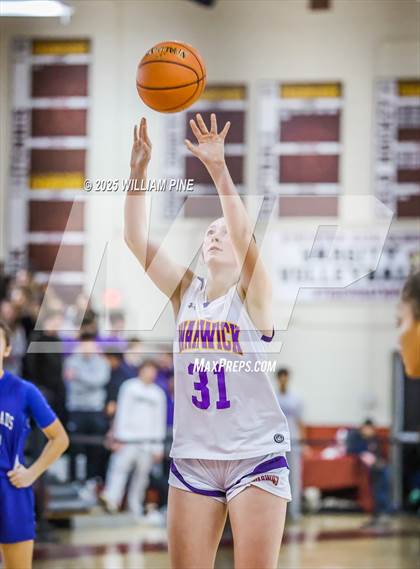 Thumbnail 1 in Warwick vs. Horseheads (NYSPHSAA Class AA Regional Final) photogallery.