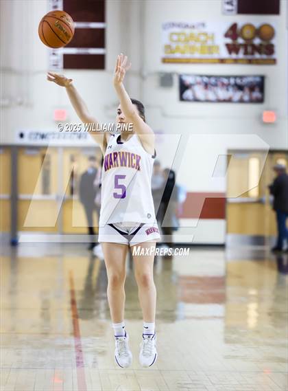 Thumbnail 1 in Warwick vs. Horseheads (NYSPHSAA Class AA Regional Final) photogallery.