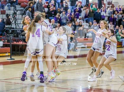 Thumbnail 3 in Warwick vs. Horseheads (NYSPHSAA Class AA Regional Final) photogallery.
