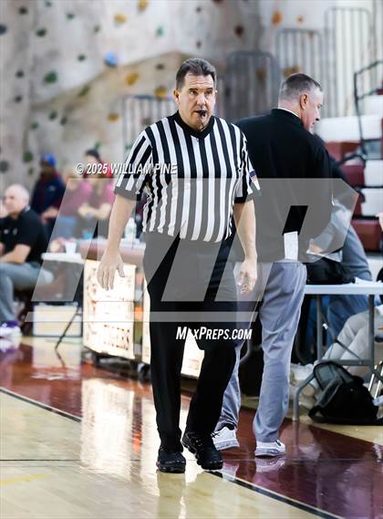 Thumbnail 3 in Warwick vs. Horseheads (NYSPHSAA Class AA Regional Final) photogallery.
