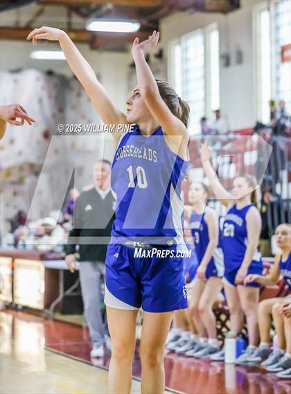 Thumbnail 1 in Warwick vs. Horseheads (NYSPHSAA Class AA Regional Final) photogallery.