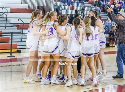 Thumbnail 1 in Warwick vs. Horseheads (NYSPHSAA Class AA Regional Final) photogallery.