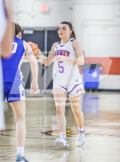 Thumbnail 2 in Warwick vs. Horseheads (NYSPHSAA Class AA Regional Final) photogallery.