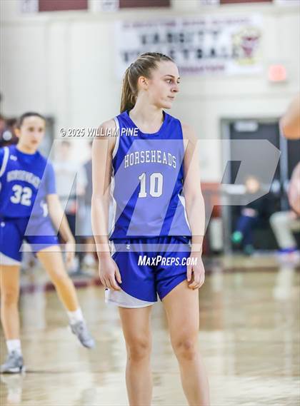 Thumbnail 2 in Warwick vs. Horseheads (NYSPHSAA Class AA Regional Final) photogallery.