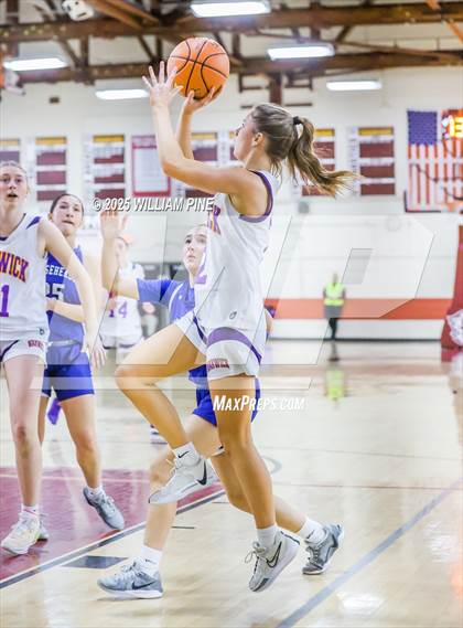 Thumbnail 3 in Warwick vs. Horseheads (NYSPHSAA Class AA Regional Final) photogallery.