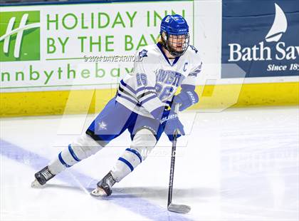Thumbnail 1 in Bangor vs. Lewiston (MPA Class A State Final) photogallery.