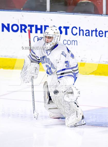 Thumbnail 2 in Bangor vs. Lewiston (MPA Class A State Final) photogallery.