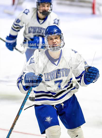 Thumbnail 3 in Bangor vs. Lewiston (MPA Class A State Final) photogallery.