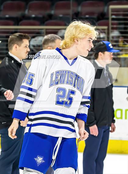 Thumbnail 1 in Bangor vs. Lewiston (MPA Class A State Final) photogallery.