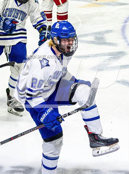 Thumbnail 1 in Bangor vs. Lewiston (MPA Class A State Final) photogallery.