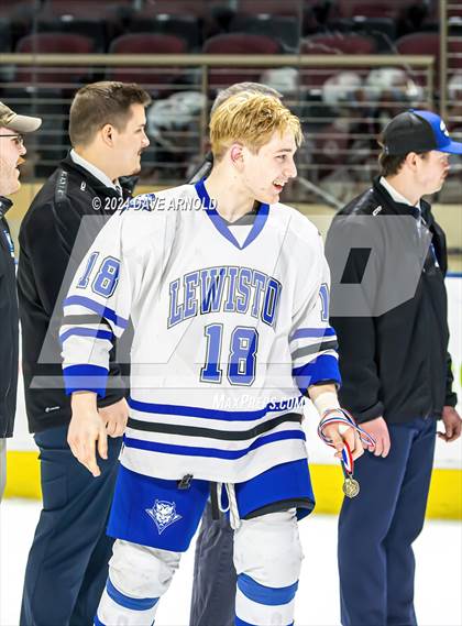 Thumbnail 2 in Bangor vs. Lewiston (MPA Class A State Final) photogallery.