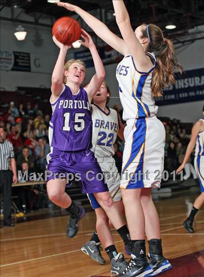 Thumbnail 2 in Portola vs. Hamilton (CIF NS D5 Final) photogallery.