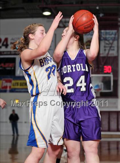 Thumbnail 2 in Portola vs. Hamilton (CIF NS D5 Final) photogallery.