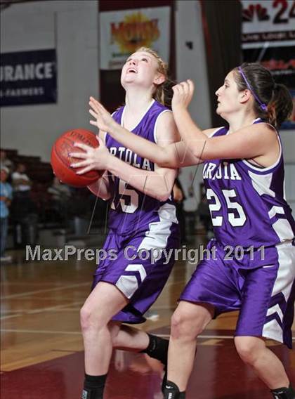Thumbnail 3 in Portola vs. Hamilton (CIF NS D5 Final) photogallery.