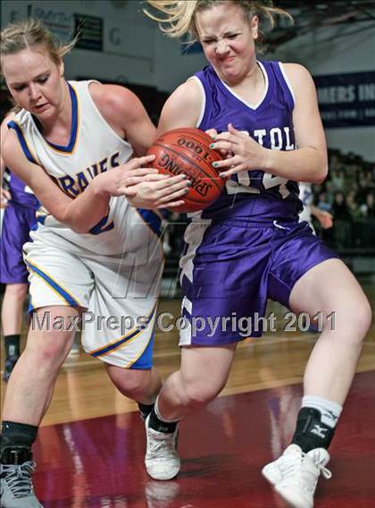Thumbnail 3 in Portola vs. Hamilton (CIF NS D5 Final) photogallery.